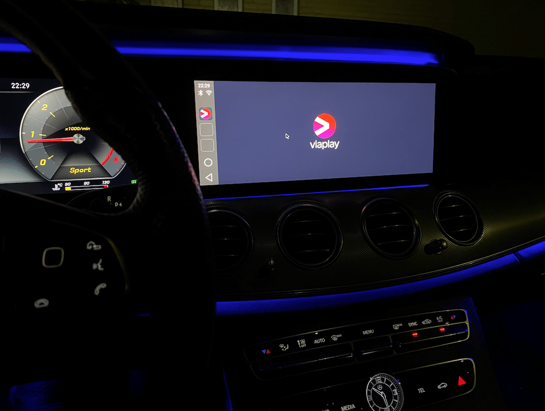 Premium Trådløs AI Box, der gør Apple CarPlay & Android Auto trådløst, Stream alle streamingtjenester på bilens skærm!